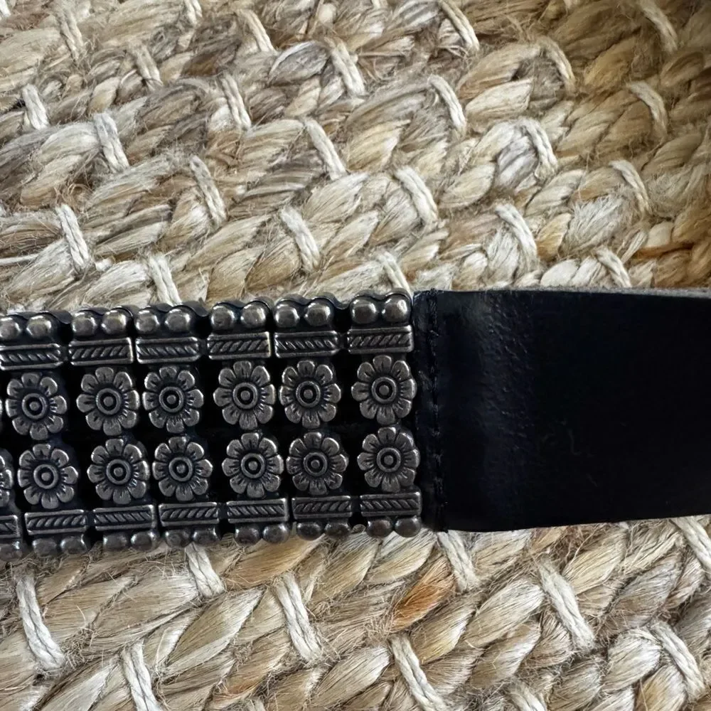 ANTONAZZI Firenze Italian Leather Belt M – Silver Floral Studded, Boho nwot